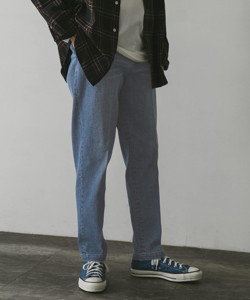 URBAN RESEARCH DOORS（アーバンリサーチドアーズ）の「デニムテーパードトラウザー（デニムパンツ・メンズ・ブルー系その他/インディゴブルー/ブラック・SMALL/MEDIUM/LARGE）」の9枚目の写真