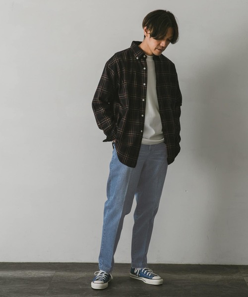 URBAN RESEARCH DOORS（アーバンリサーチドアーズ）の「デニムテーパードトラウザー（デニムパンツ・メンズ・ブルー系その他/インディゴブルー/ブラック・SMALL/MEDIUM/LARGE）」の17枚目の写真