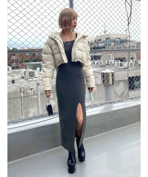 EMODA（エモダ）の「リブスリットロングワンピース（ワンピース・レディース・ブラック/グレー/ブラウン・FREE）」の6枚目の写真