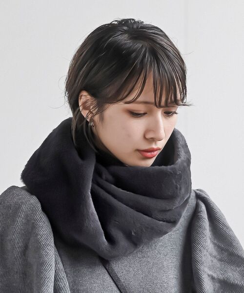 rps（アールピーエス）の「フェイクファースヌード（ネックウォーマー/スヌード・レディース・ライトグレー/ピンクベージュ/チャコールグレー/ベージュ系その他/モカ/アイボリー・フリー）」の17枚目の写真