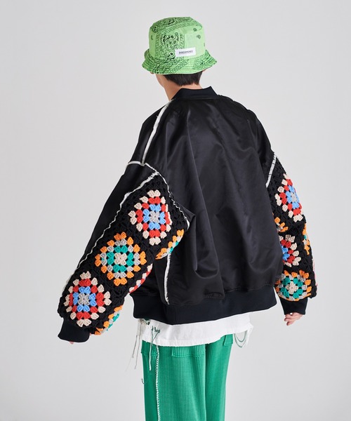 DISCOVERED（ディスカバード）の「DISCOVERED ディスカバード / HAWAIIAN QUILT BUCKET HAT ハワイアンキルトバケットハット / DC-SS23-A-02（ハット・メンズ・ブラック/レッド・FREE）」の8枚目の写真