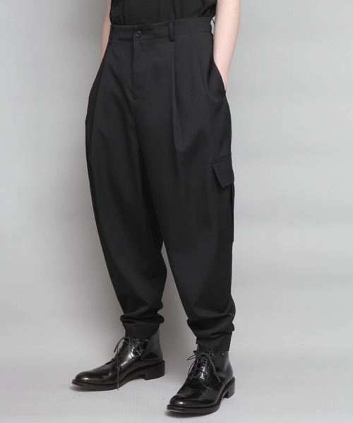 ato（アトウ）の「TAPERED MILITARY PANTS（カーゴパンツ・メンズ・ブラック/カーキ・44/46/48）」の6枚目の写真