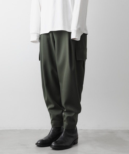 ato（アトウ）の「TAPERED MILITARY PANTS（カーゴパンツ・メンズ・ブラック/カーキ・44/46/48）」の11枚目の写真