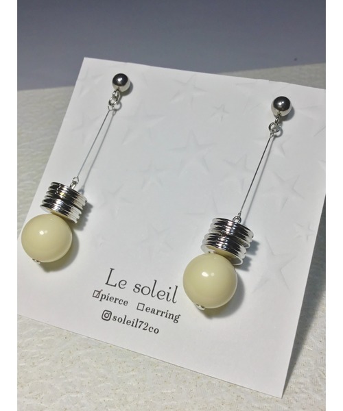 tone(トーン)の「【Le soleil】コロンとcool! 揺れるピアス(MA)(ピアス(両耳用)・レディース・ホワイト系その他/グリーン系その他・FREE)」の1枚目の写真