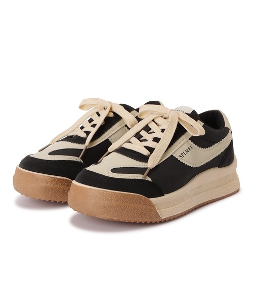 Lace Ladies(レースレディース)の「PUレザーローカットスニーカー(スニーカー・レディース・ベージュ/ブラック/グリーン・24.5/25/22.5/23.5/23/24)」の2枚目の写真