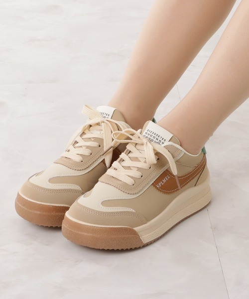 Lace Ladies(レースレディース)の「PUレザーローカットスニーカー(スニーカー・レディース・ベージュ/ブラック/グリーン・24.5/25/22.5/23.5/23/24)」の7枚目の写真
