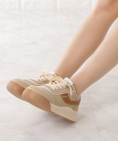 Lace Ladies(レースレディース)の「PUレザーローカットスニーカー(スニーカー・レディース・ベージュ/ブラック/グリーン・24.5/25/22.5/23.5/23/24)」の8枚目の写真