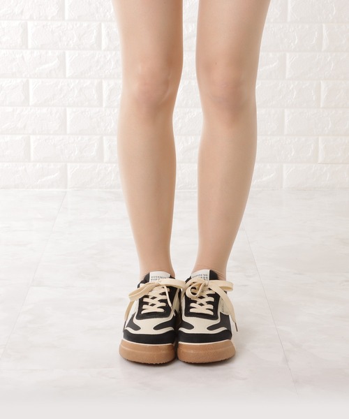 Lace Ladies(レースレディース)の「PUレザーローカットスニーカー(スニーカー・レディース・ベージュ/ブラック/グリーン・24.5/25/22.5/23.5/23/24)」の19枚目の写真