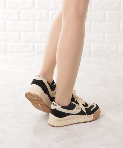 Lace Ladies(レースレディース)の「PUレザーローカットスニーカー(スニーカー・レディース・ベージュ/ブラック/グリーン・24.5/25/22.5/23.5/23/24)」の22枚目の写真