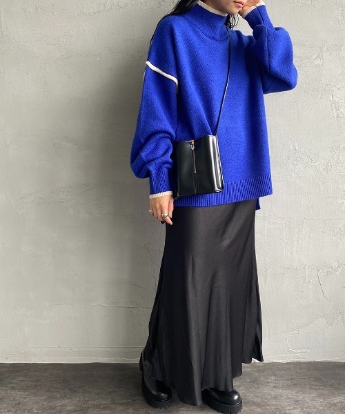 JEANS FACTORY （ジーンズファクトリー）の「[MAISON DE L'ALLURE/メゾンドゥラリュール] 配色パイピング タートルネックニットプルオーバー（ニット/セーター・レディース・イエロー/オレンジ/ブラック/オフホワイト/ブルー・F）」の4枚目の写真