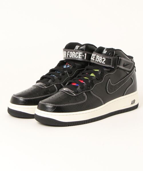 NIKE(ナイキ)の「NIKE AIR FORCE 1 MID 07 LV8 DV1029-010(スニーカー・メンズ・ブラック・27.5cm/28cm/28.5cm/27cm/26.5cm/26cm/25.5cm/29cm)」の8枚目の写真