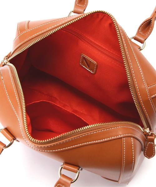 N.（N. Natural Beauty Basic）（エヌエヌナチュラルビューティーベーシック）の「【松井愛莉さん着用】◆ステッチボストンバッグ（ボストンバッグ・レディース・ブラック/キャメル・ﾌﾘ-）」の10枚目の写真