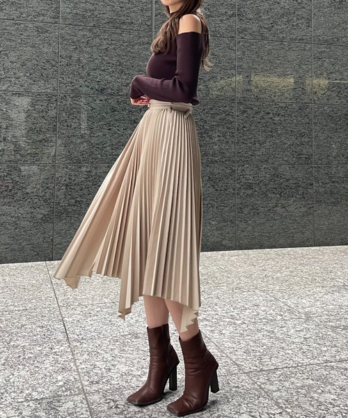 EIMY ISTOIRE(エイミーイストワール)の「イレギュラーヘムプリーツスカート(スカート・レディース・オレンジ/グリーン/グレイッシュベージュ/ブラック・S/M)」の7枚目の写真