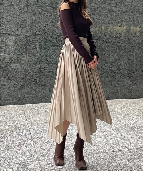 EIMY ISTOIRE(エイミーイストワール)の「イレギュラーヘムプリーツスカート(スカート・レディース・オレンジ/グリーン/グレイッシュベージュ/ブラック・S/M)」の6枚目の写真
