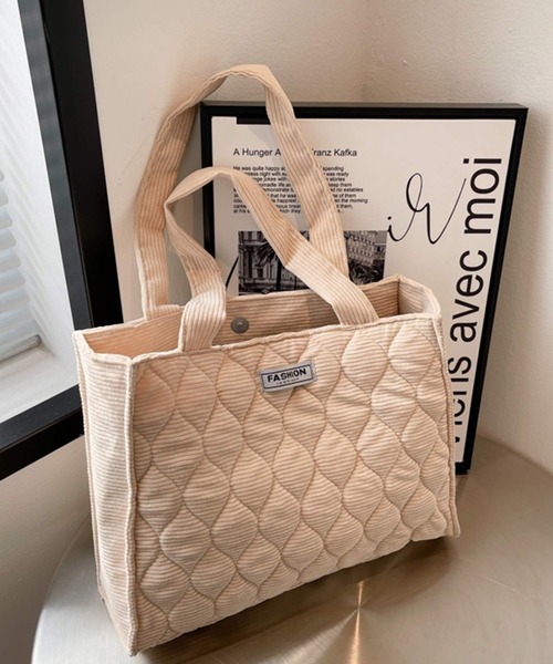 shopnikoniko（ショップニコニコ）の「トートバッグ　キルティング A4 コーデュロイ  キルティングバック トート かわいい（トートバッグ・レディース・ブラック/ホワイト/ベージュ・フリー）」の16枚目の写真