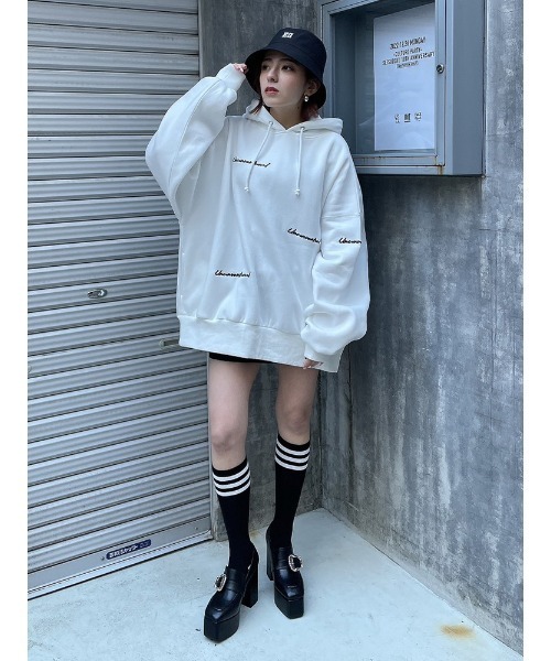 ENVYM（アンビー）の「Ｅロゴバケットハット（ハット・レディース・ホワイト/ブラック・FREE）」の17枚目の写真