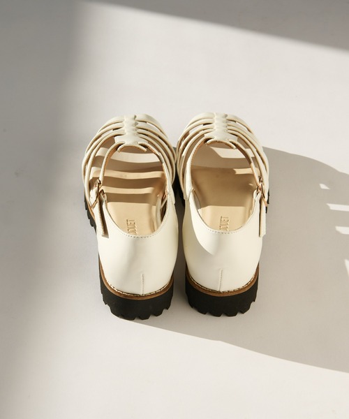 un dix cors（アンディコール）の「【PRECIEUX JOUET(プレシュウ・ジュエ)】グルカサンダル（サンダル・レディース・ホワイト/ブラック・36/37/38）」の15枚目の写真