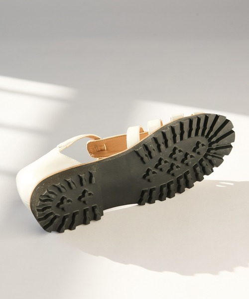 un dix cors（アンディコール）の「【PRECIEUX JOUET(プレシュウ・ジュエ)】グルカサンダル（サンダル・レディース・ホワイト/ブラック・36/37/38）」の16枚目の写真