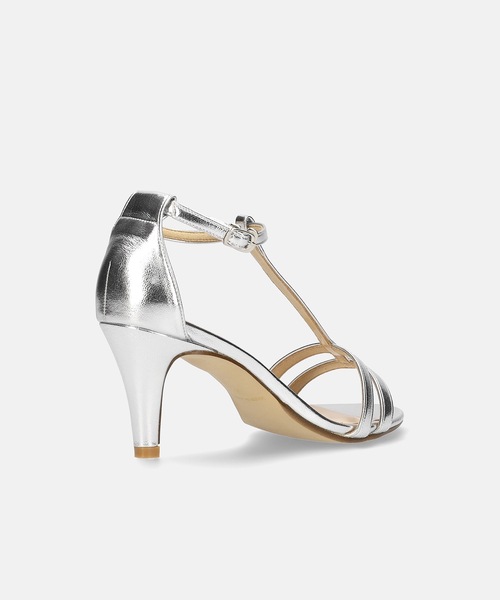 MAMIAN（マミアン）の「Tストラップ シンプル サンダル (7.0cmヒール)（サンダル・レディース・グレイッシュベージュ/ホワイト/ブラック/シルバー・S/LL/M/L）」の22枚目の写真