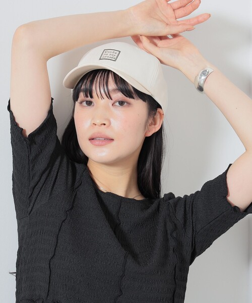 BEAMS HEART(ビームスハート)の「BEAMS HEART / ヘリンボーン織 キャップ(キャップ・レディース・ブラック/ベージュ/アイボリー/ブラウン系その他/オフホワイト/ブラック系その他4・FREE)」の1枚目の写真