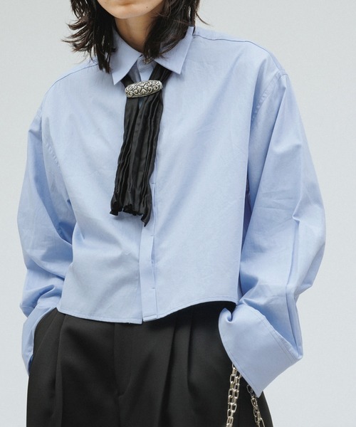 M TO R（ムウトアール）の「［BLOUSE］2WAY TIE DOCKING CROPPED SHIRTS（シャツ/ブラウス・レディース・ホワイト/ブルー/ピンク・FREE）」の3枚目の写真