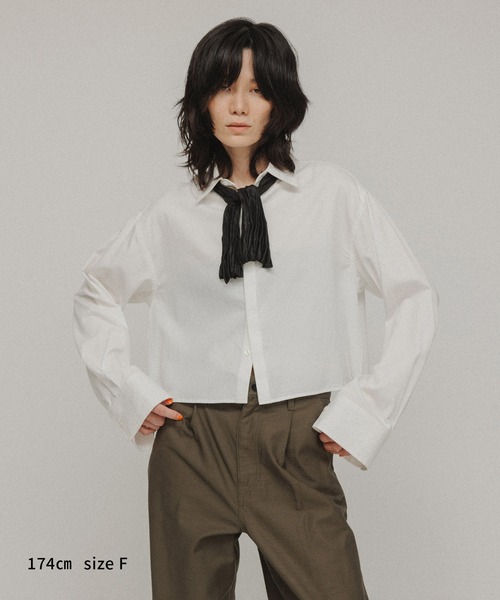 M TO R（ムウトアール）の「［BLOUSE］2WAY TIE DOCKING CROPPED SHIRTS（シャツ/ブラウス・レディース・ホワイト/ブルー/ピンク・FREE）」の12枚目の写真