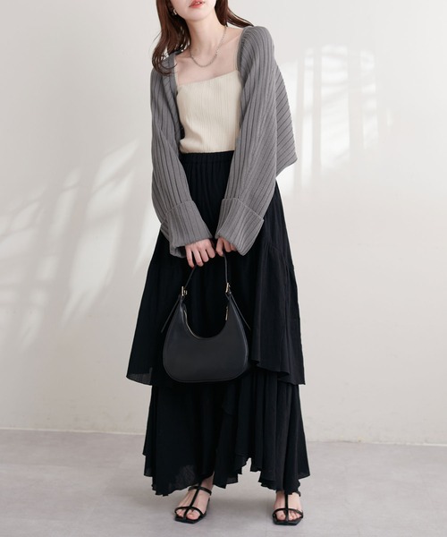 natural couture(ナチュラルクチュール)の「袖口ターンバックリブボレロ(カーディガン/ボレロ・レディース・ベージュ/サックスブルー/オフホワイト/グレー・FREE)」の12枚目の写真