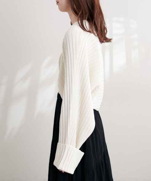 natural couture(ナチュラルクチュール)の「袖口ターンバックリブボレロ(カーディガン/ボレロ・レディース・ベージュ/サックスブルー/オフホワイト/グレー・FREE)」の22枚目の写真