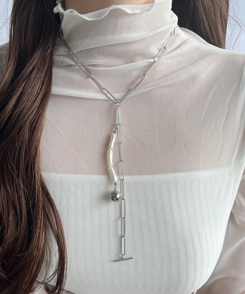 thank U more（サンキューモア）の「メタルボール付き 2WAY チェーン × スクエアーパール ラリエット ネックレスWAY（ネックレス・レディース・ゴールド/シルバー・FREE）」の6枚目の写真