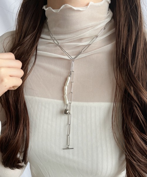 thank U more（サンキューモア）の「メタルボール付き 2WAY チェーン × スクエアーパール ラリエット ネックレスWAY（ネックレス・レディース・ゴールド/シルバー・FREE）」の7枚目の写真