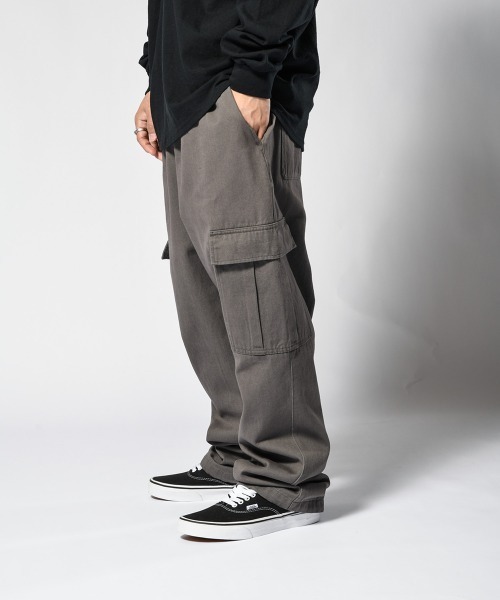 LFYT（エルエフワイティー）の「LFYT ラファイエット [Lafayette] - リラックスフィット カーゴパンツ テーパード [RELAXED FIT CARGO PANTS] LS231203（カーゴパンツ・メンズ・グリーン/チャコールグレー/ブラック・XX-LARGE/X-LARGE/LARGE/MEDIUM）」の19枚目の写真