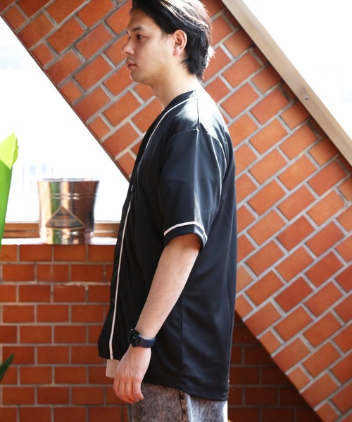 United Athle(ユナイテッドアスレ)の「United Athle Sports ベースボールシャツ(シャツ/ブラウス・メンズ・ブルー系その他/ホワイト×ブラック/ブラック×ホワイト・X-LARGE/MEDIUM/LARGE)」の7枚目の写真