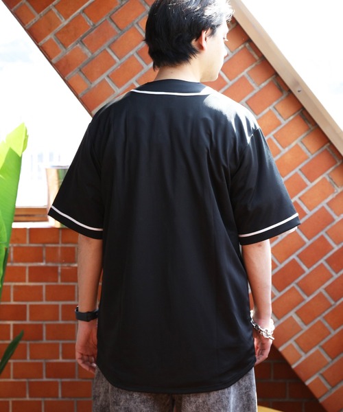 United Athle(ユナイテッドアスレ)の「United Athle Sports ベースボールシャツ(シャツ/ブラウス・メンズ・ブルー系その他/ホワイト×ブラック/ブラック×ホワイト・X-LARGE/MEDIUM/LARGE)」の8枚目の写真