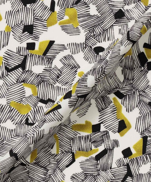 MACKINTOSH LONDON(マッキントッシュ ロンドン)の「ビーハイブプリントブラウス(シャツ/ブラウス・レディース・ライトブルー/イエロー・38)」の10枚目の写真