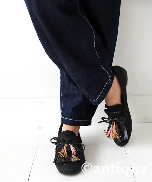 antiqua(アンティカ)の「タッセルモカシン(モカシン/デッキシューズ・レディース・ブラック/グレー・M/L/S/LL)」の21枚目の写真