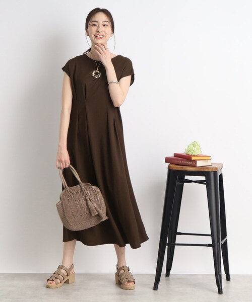 DRESKIP（ドレスキップ）の「◆【接触冷感】これ1枚で魅了する ウエストタックワンピース（ワンピース・レディース・グリーン/ダークブラウン/ブラック・02/04/03）」の15枚目の写真