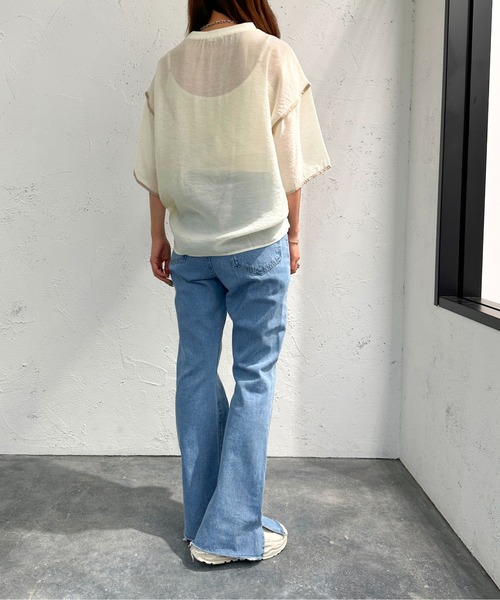apres jour mignon（アプレジュールミニョン）の「シアーパイピングTシャツ【ZOZOTOWN限定アイテム】（シャツ/ブラウス・レディース・アイボリー/ブルー/グリーン/ブラック・フリー/X-LARGE）」の11枚目の写真