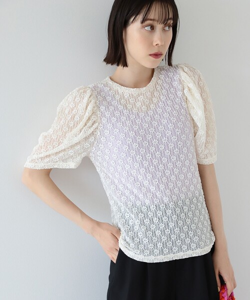 Ray BEAMS(レイビームス)の「Ray BEAMS / フラワー レース ギャザー スリーブ Tシャツ(Tシャツ/カットソー・レディース・オフホワイト/ブラック・ONE SIZE)」の22枚目の写真