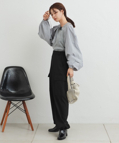 Kastane（カスタネ）の「【WEB限定カラー】リブニットBAG（ハンドバッグ・レディース・ブルー/アイボリー/ライトグレー・FREE）」の6枚目の写真