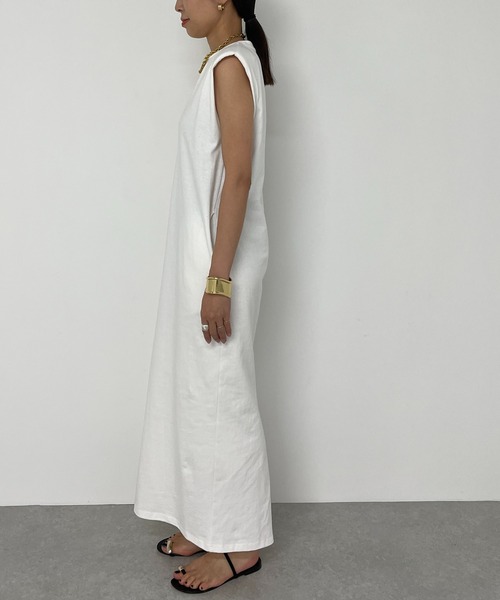 0【美品】ラウンジドレス　ドルマンドレスワンピース LOUNGEDRESS（ラウンジドレス）の「パワショルカットワンピース