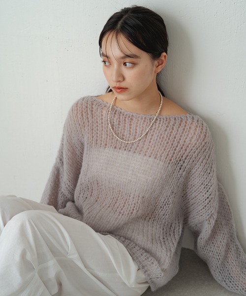 earthy（アーシー）の「シアーハンドライクオーバーニット（ニット/セーター・レディース・キャメル/ブルー/グレー/オフホワイト/パープル/ブラック・FREE）」の4枚目の写真