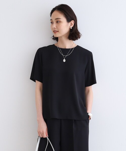 INDIVI(インディヴィ)の「◆【洗える/SETUP可能】シンプルTシャツライクブラウス(シャツ/ブラウス・レディース・オフホワイト/ブラック/ダークブラウン・40/38/36/19/15 /13/03/05)」の3枚目の写真