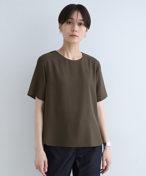 INDIVI(インディヴィ)の「◆【洗える/SETUP可能】シンプルTシャツライクブラウス(シャツ/ブラウス・レディース・オフホワイト/ブラック/ダークブラウン・40/38/36/19/15 /13/03/05)」の18枚目の写真