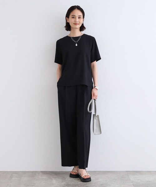 INDIVI(インディヴィ)の「◆【洗える/SETUP可能】シンプルTシャツライクブラウス(シャツ/ブラウス・レディース・オフホワイト/ブラック/ダークブラウン・40/38/36/19/15 /13/03/05)」の13枚目の写真