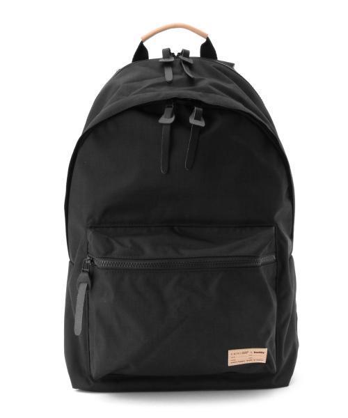 B:MING by BEAMS（ビーミングバイビームス）の「buddy×ビーミング by ビームス / 別注 Glossa BAG PACK（バックパック/リュック・メンズ・ホワイト/ブラック/オリーブ・ONE SIZE）」の3枚目の写真