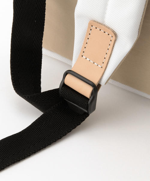 B:MING by BEAMS（ビーミングバイビームス）の「buddy×ビーミング by ビームス / 別注 Glossa BAG PACK（バックパック/リュック・メンズ・ホワイト/ブラック/オリーブ・ONE SIZE）」の13枚目の写真