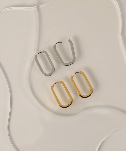 ORLEAN(オルレアン)の「金属アレルギー対応 シンプルオーバルピアス 両耳用 サージカルステンレス(ピアス(両耳用)・レディース・シルバー/ゴールド・フリー)」の4枚目の写真