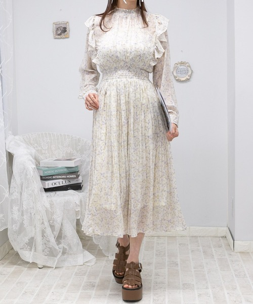 【美品】HAVAMATOU　ロング ワンピース　23ss　 ピンタック　フリル 肩フリル ピンタックデザイン 消しプリーツロングワンピース