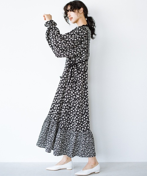 haco!（ハコ）の「【スザンヌさんコラボ】花束と花柄のいいとこ取り。自分も愛でるONE-PIECE by LOVE&PEACE PROJECT（ワンピース・レディース・ブラック系その他/ブラウン系その他・MEDIUM/LARGE/SMALL/X-LARGE）」の15枚目の写真