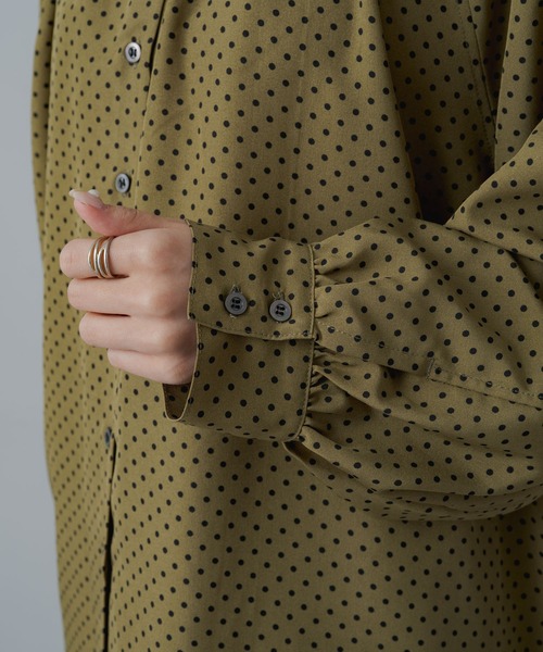 PUAL CE CIN（ピュアルセシン）の「ドットプリント バンドカラーブラウス（シャツ/ブラウス・レディース・ブラック/カーキ・FREE）」の17枚目の写真